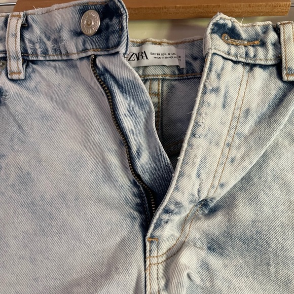 Zara size 6 womens denim light washed shorts - Picture 3 of 4